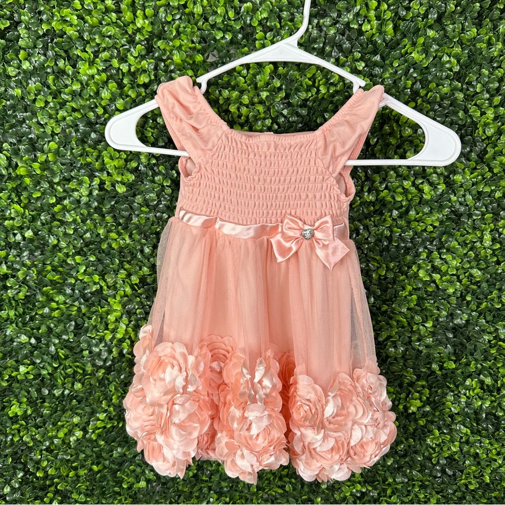 NWOT Nannette baby Pink Textured 3D floral Lacey salmon color Dress